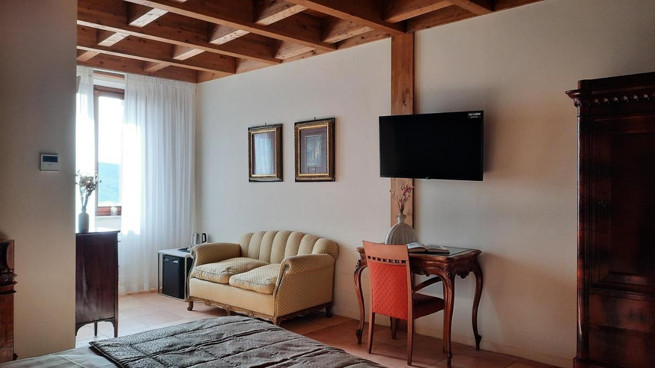 Palazzo Laureano - Dimora Storica Hotell Tricarico Eksteriør bilde