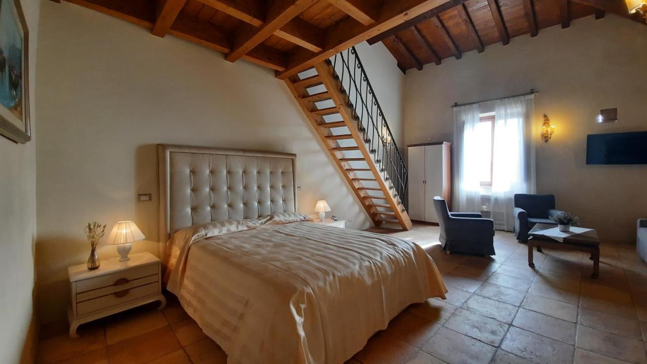 Palazzo Laureano - Dimora Storica Hotell Tricarico Eksteriør bilde