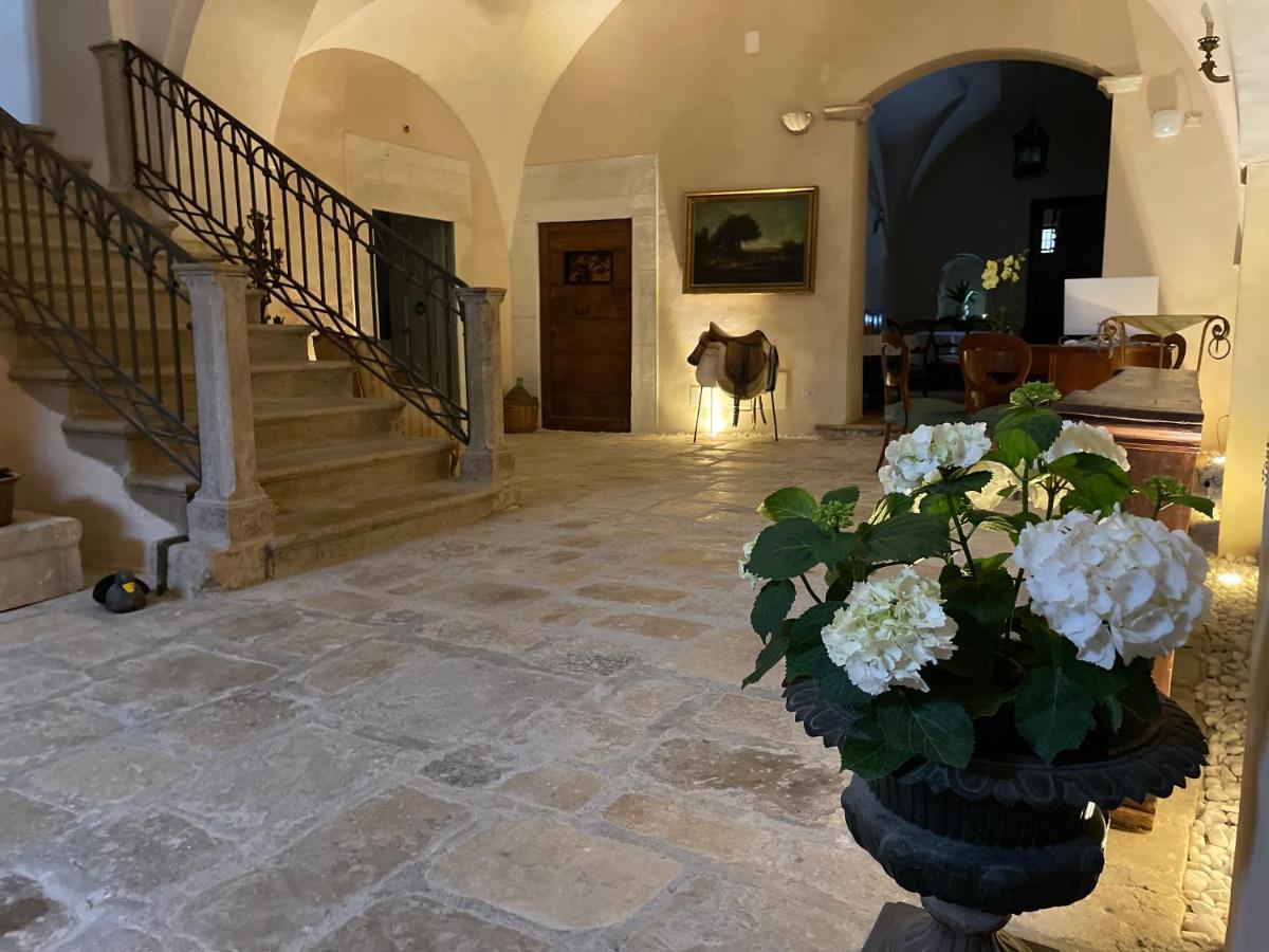 Palazzo Laureano - Dimora Storica Hotell Tricarico Eksteriør bilde